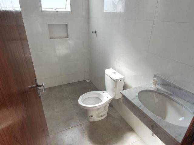 Villagio para Venda em Caraguatatuba - 4